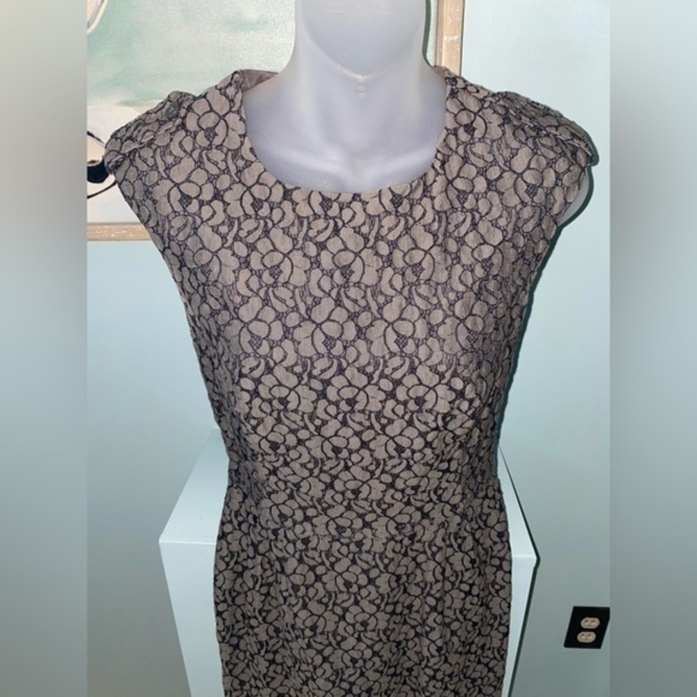 Stile Benetton Dress Size Small in Very Nice Condition - Picture 8 of 11